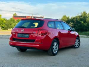 Opel Astra J 1.7 CDTI 110 CP | AN 2013 EURO 5 | Facelift | NAVIGAȚIE — miniatura 4
