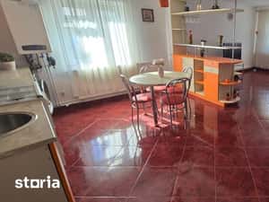 Vanzare apartament 4 camere , micro 3 Targoviste — miniatura 5