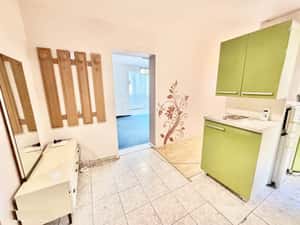 Inchiriez 3 cam Tudor conf 1 etaj 1/4