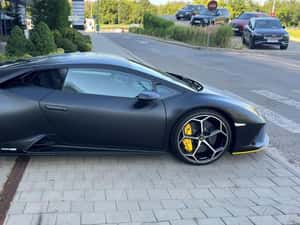 Lamborghini Huracán EVO RWD Automată 610 HP Benzină — miniatura 6