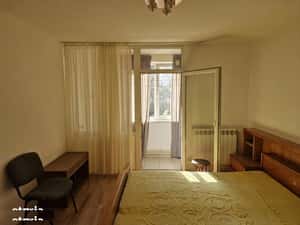 Ap 2 cam 45mp Piata Maratei et 2  bloc beton armat la cheie balcon — miniatura 2