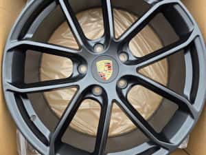 Jante noi Porsche Cayenne R20 intr-o latime — miniatura 1