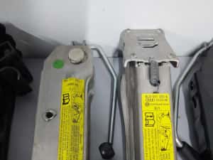 Cric AUTO OEM SEAT Leon Ateca Arona IBIZA Toledo Alhambra MII — miniatura 3