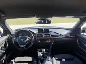 BMW seria 3 320d 2012 — miniatura 8