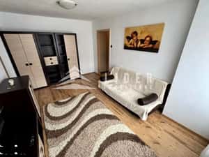 Apartament cu 2 camere de vanzare zona Piata Hemres, mobilat si utilat