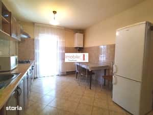 Apartament primitor cu 2 camere, lift si liniste – exact ce cauti — miniatura 5