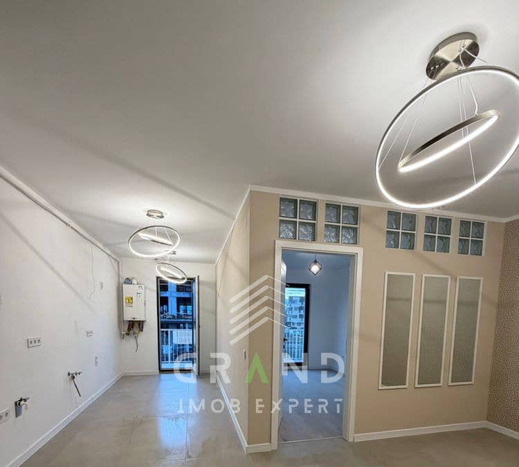 Apartament 3 camere de vanzare , Eroilor, Floresti. — fotografie 1 din 6