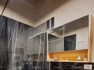 Farmec istoric si confort contemporan, 3 camere + terasa — miniatura 5
