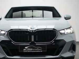 BMW 520 Berlină Diesel 197 cp, 41.300 km, Gri — miniatura 2
