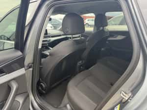 Audi A4 S Line 2,0 tdi Automat 2019 — miniatura 8