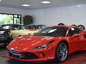 Ferrari F8 Automată 721 HP Benzină — miniatura 3