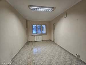 Inchiriez garsonieră potrivita ptr activitate birou, salon, cabinet — miniatura 3