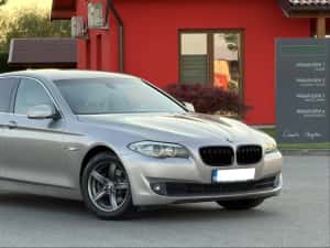 BMW Seria 5 F10 520d Automat 8 Rapoarte* 2.0d 184 CP Euro 5 Berlină an 2011 — miniatura 4