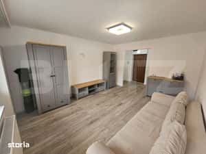 Apartament cu 2 camere, complet renovat, decomandat, 56 mp, zona centr — miniatura 3
