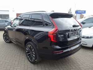 Volvo XC90 Hibrid 2025, 25.702 km, Negru — miniatura 4