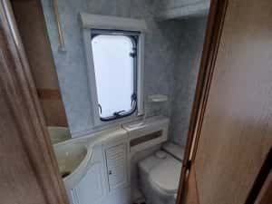 Vând rulota STERLIG,mica și ușoară. — miniatura 5