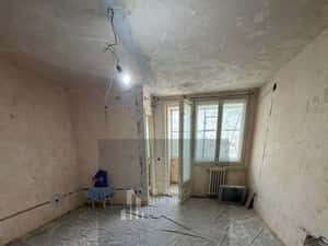 Garsoniera Soseaua Giurgiului / Piata Progresul / Eroii Revolutiei xy