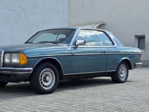 Mercedes-Benz 230 CE (C123) — miniatura 9