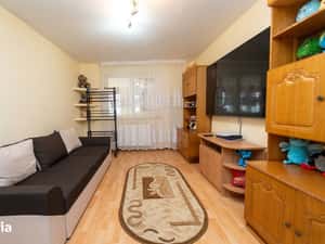 Apartament 2 camere decomandat cu acces direct în grădină | Tractorul — miniatura 4