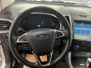 Ford Edge 2.0 TDCi Bi-Turbo 4x4 Titanium — miniatura 5