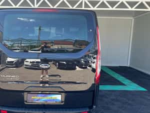 Ford Tourneo Manuală 155 HP Diesel — miniatura 4