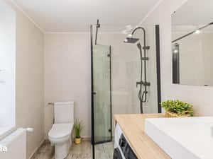 Apartament 4 camere cu cramă de 52 mp și loc de parcare-Str Lunga — miniatura 5