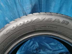185/65 R15 goodyear 4 bucati — miniatura 4