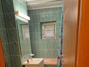 Inchiriez Apartament 2 camere in Zona Kiriac — miniatura 4