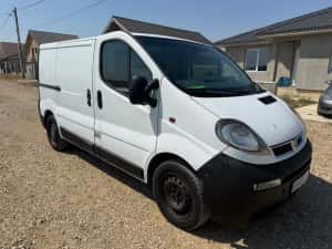 Opel Vivaro 1.9 Diesel 2003 — miniatura 3