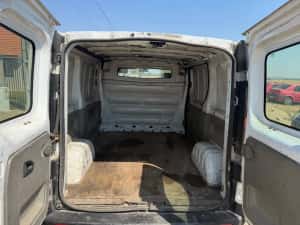 Opel Vivaro 1.9 Diesel 2003 — miniatura 9