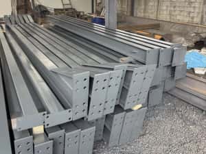 Avem pe stoc hale structurii metalica 200 Mp confectinate din europrofile ipe 160 facem si alte dimensiuni pe baza de comanda — miniatura 5