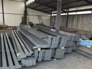 Avem pe stoc hale structurii metalica 200 Mp confectinate din europrofile ipe 160 facem si alte dimensiuni pe baza de comanda — miniatura 10