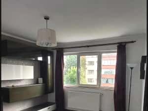 Vând apartament cu , 3 camere etajul 3,zona Sagului -Turist
