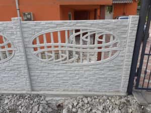 Gard din placi de beton — miniatura 6