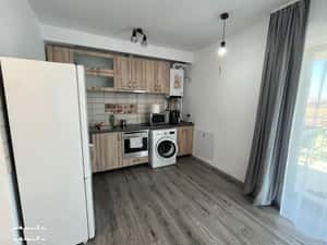 Apartament 2 camere de inchiriat, mobilat, parcare – The Lake Home — miniatura 3