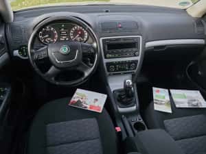 Vând Skoda Octavia 2 Facelift  1.2.  Tsi — miniatura 6