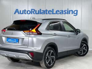 Mitsubishi Eclipse Cross Hibrid 2024 - 26.004 km — miniatura 3