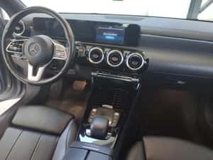 Mercedes-Benz CLA 200 Shooting Brake — miniatura 6
