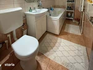 Apartament 3 camere de inchiriat — miniatura 4