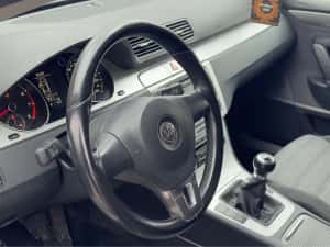 VW Passat CC Model 2010 High-line 200.000 km reali — miniatura 6