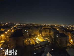 Inchiriez apartament cu 3 camere si garaj
