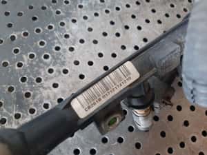 rampa cu injectoare 1.4 b 850a1000 fiat punto evo grande punto 199 cb261b — miniatura 9