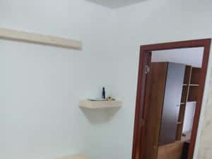 Inchiriez apartament