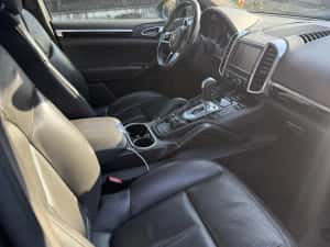 Porsche Cayenne Facelift - proprietar — miniatura 3