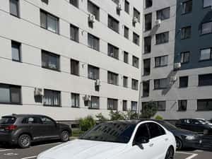 Mercedes-Benz C 300 Automată 258 HP Benzină