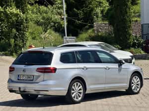 Volkswagen Passat 2.0 TDI DSG Highline — miniatura 3
