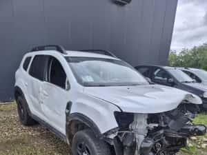 Dacia Duster 2 avariata/lovita 1.5 dci -4x4 !! — miniatura 4