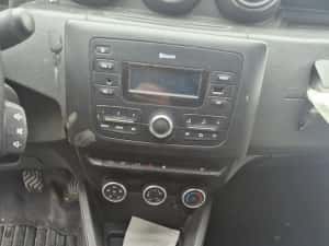Dacia Duster 2 avariata/lovita 1.5 dci -4x4 !! — miniatura 7