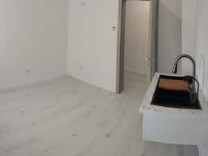Ap 2 cam, decomandat, baie cu geam, incalz pardoseala, etaj 1 — miniatura 5