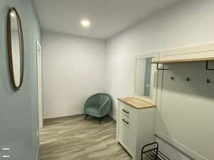 Apartament de vanzare /închiriat .3 camere,mobilat si utilat. — miniatura 3